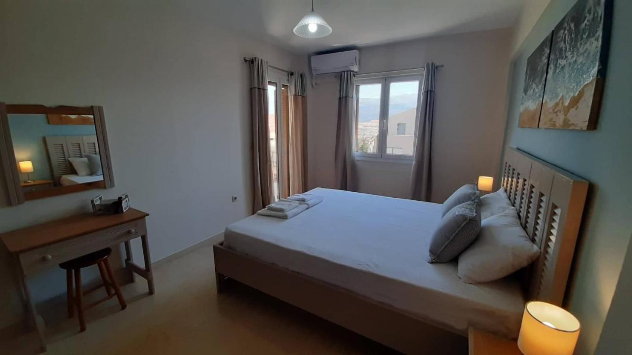 Tasias Apartments Lixouri Luaran gambar